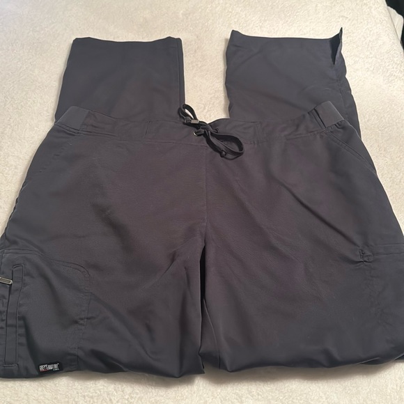 Women’s Greys Anatomy scrub pants, size XL Tall - Picture 2 of 6